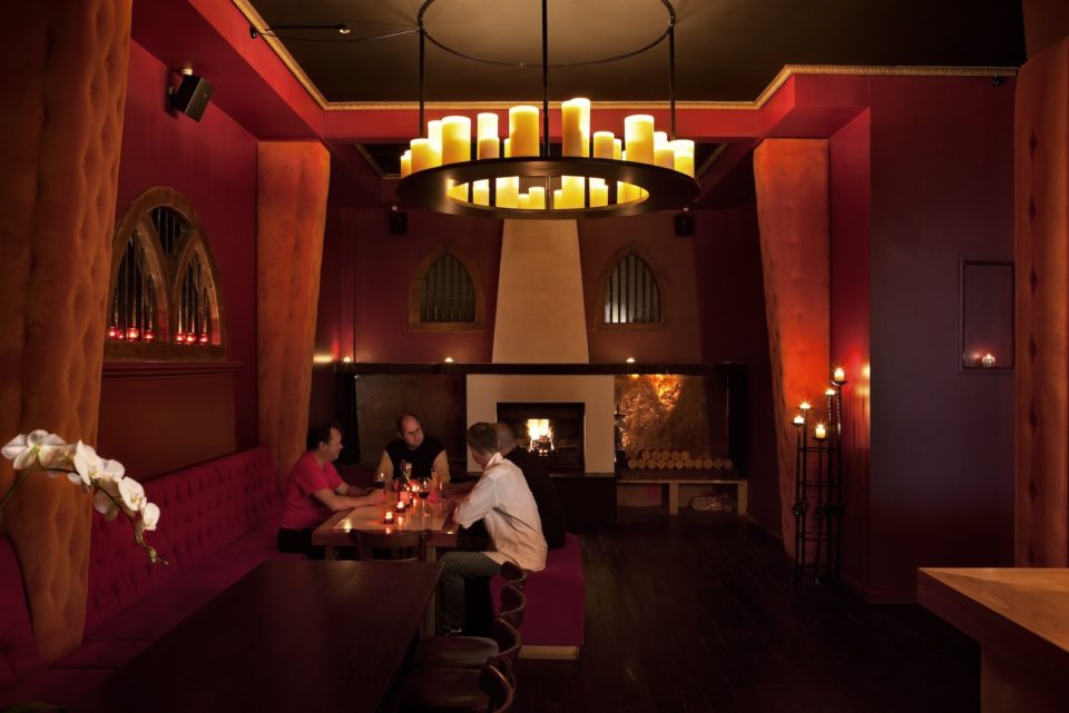 Monarchy – Malcolm Taylor and Associates Monarchy – Malcolm Taylor and Associates