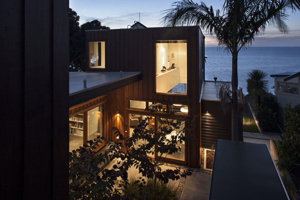 Ngarimu Bay 
House – Malcolm Taylor and Associates Ngarimu Bay 
House – Malcolm Taylor and Associates