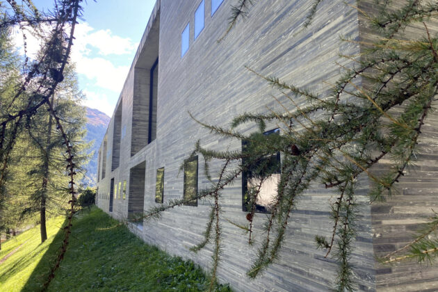 A Pilgrimage to Vals: Experiencing Zumthor’s Thermal Baths – Malcolm Taylor and Associates