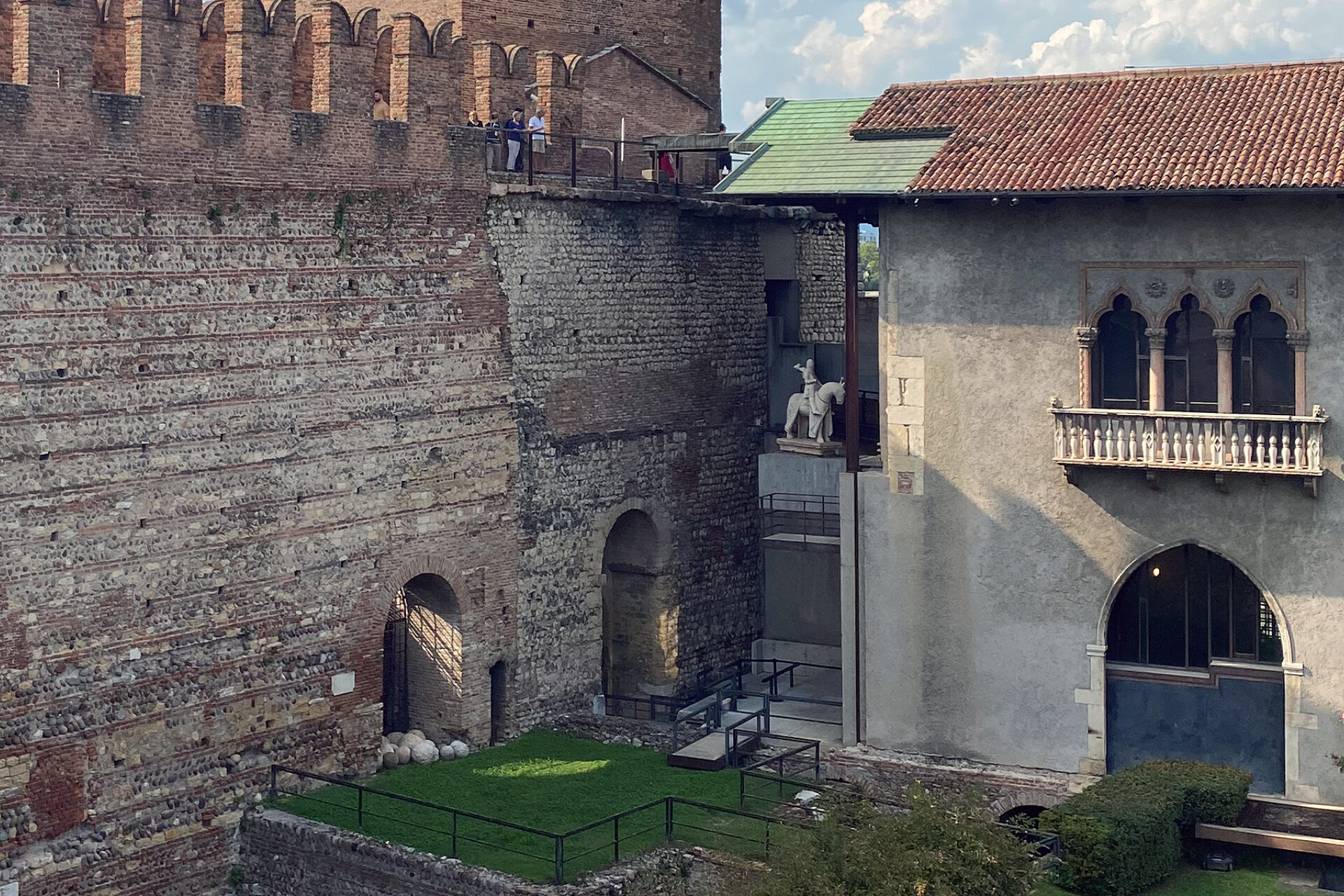A Visit 29 Years in the Making: Castelvecchio Museum — Verona, Italy, 2025 – Malcolm Taylor and Associates